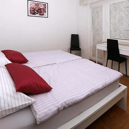 Apartma Dolinar *