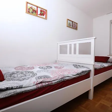 Apartma Dolinar