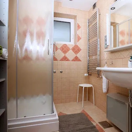 Apartma Dolinar *