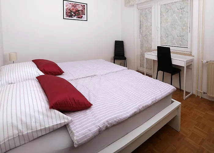 Apartma Dolinar *